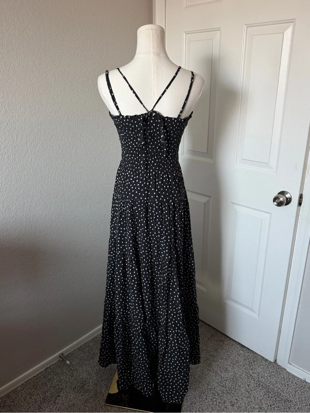 Abercrombie & Fitch smocked bodice maxi dress black-and-white polkadot